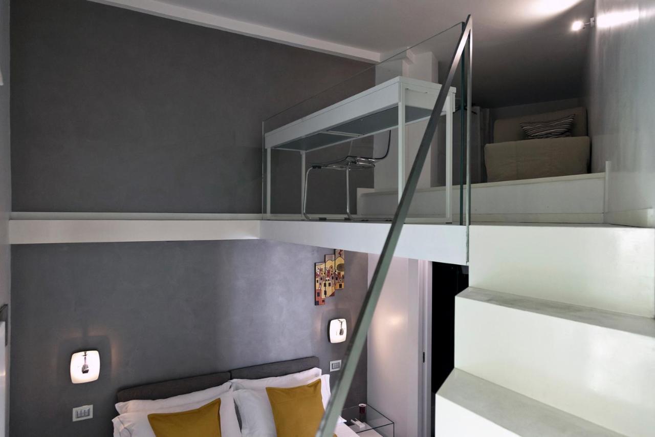 Elegant Apartment At Chiaia By Wonderful Italy نابولي المظهر الخارجي الصورة